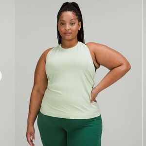 LULULEMON Swiftly Tech High-Neck Tank - size 8 - creamy mint